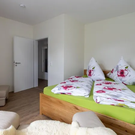 Exklusives Mit Flair * Oelsnitz (Erzgebirge)